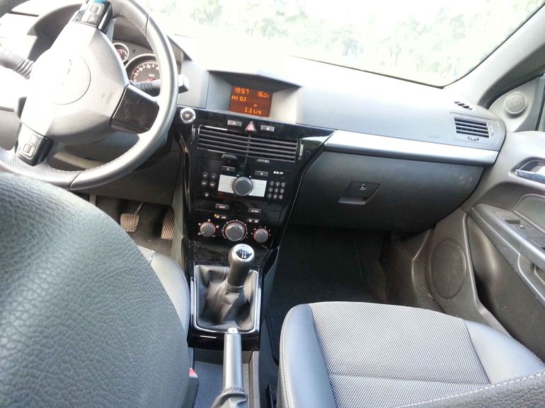 Прокат (аренда) opel twin (2008 г.в.) Прокат (аренда) opel twin в Минске