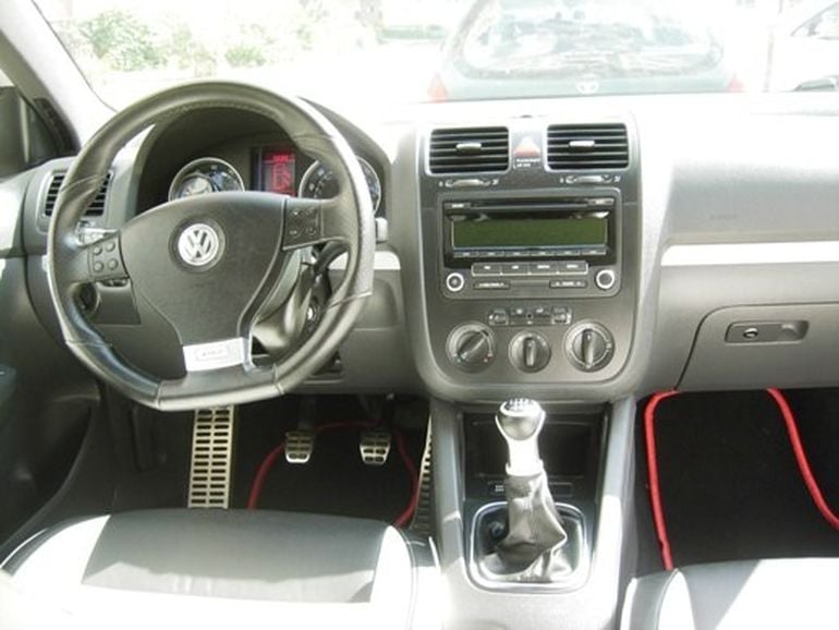 Прокат (аренда) Volkswagen Jetta в Минске Прокат (аренда) Volkswagen Jetta в Минске